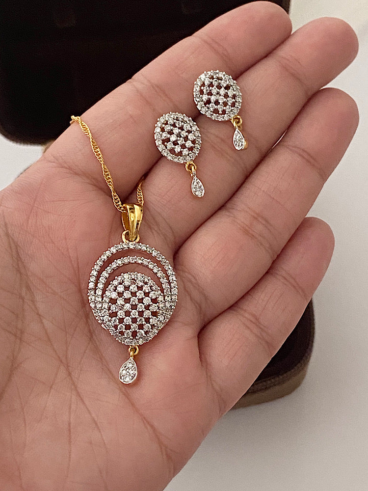 Gold Polish Pendant Set in 92.5 Sterling Silver