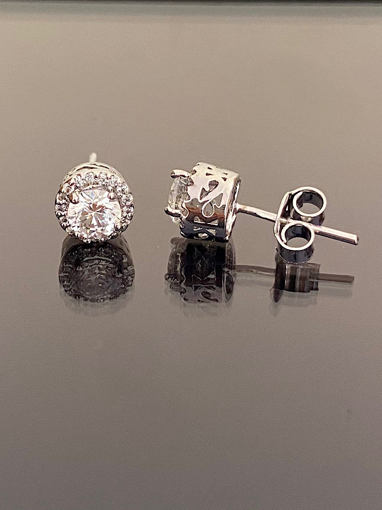 Small Round Solitaire Studs