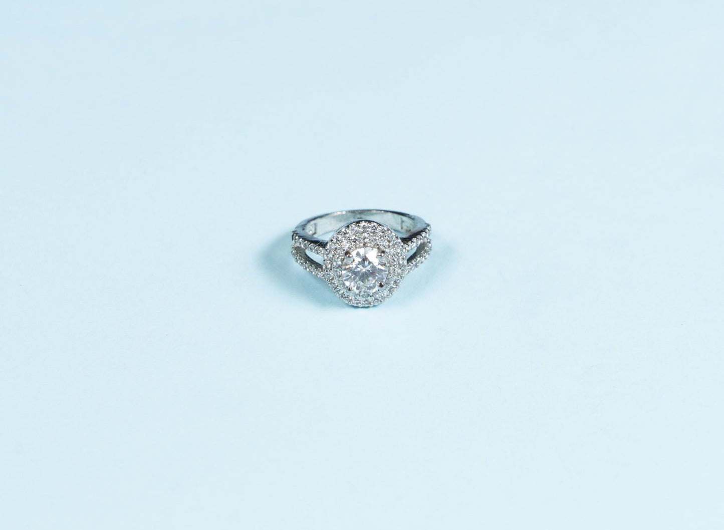 Nyra Solitaire Ring