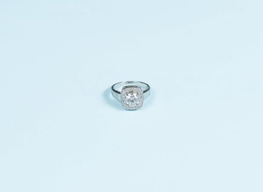 Solitaire Avita Ring