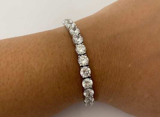 Silver Solitaire Adjustable Bracelet