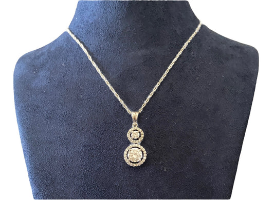 Erika Solitaire Pendant