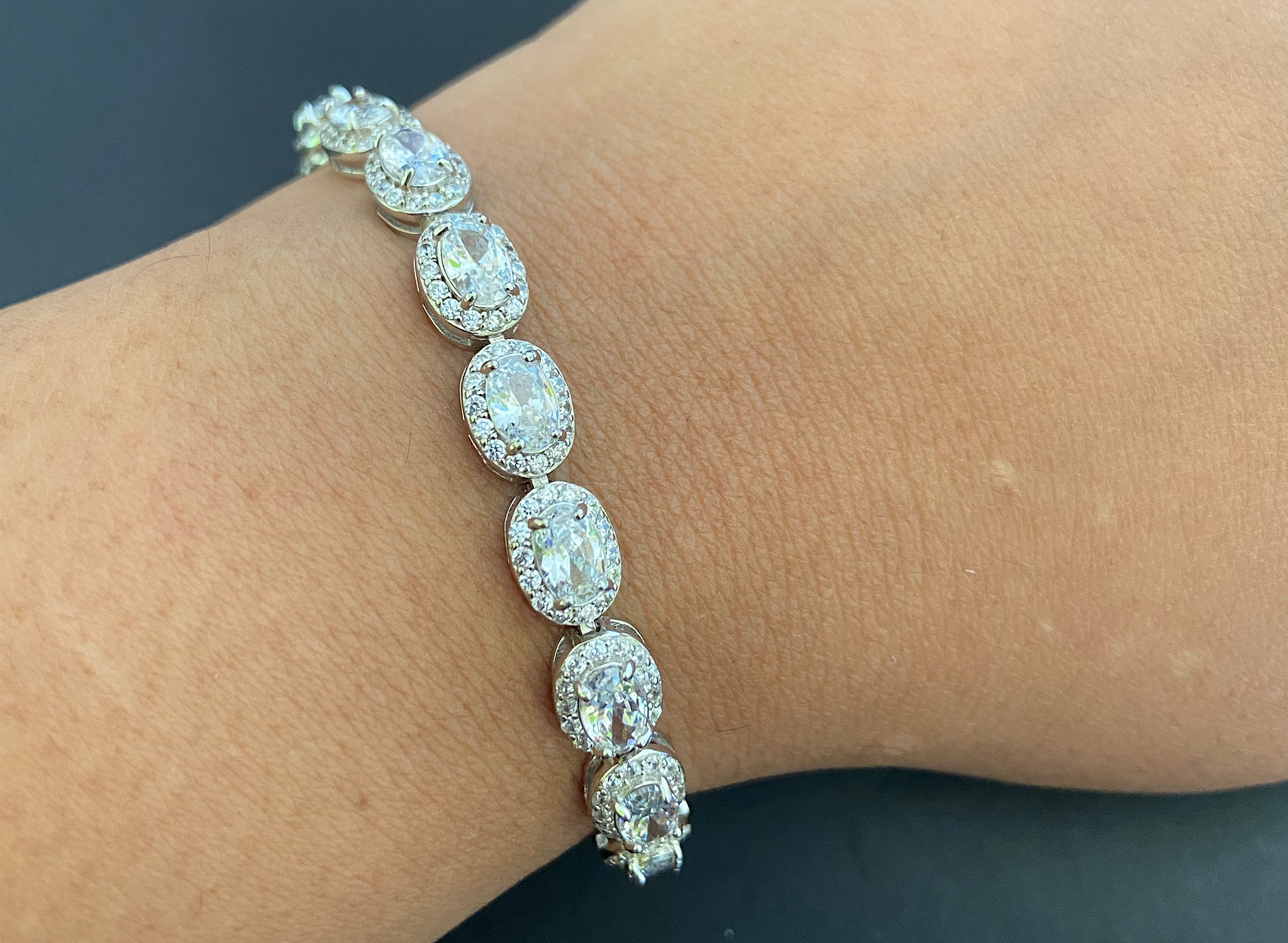 18ct White Gold Diamond Bracelet | Cerrone Jewellers